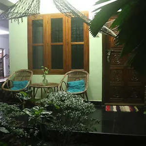 Inn Mummy Bamboo House, Varkala