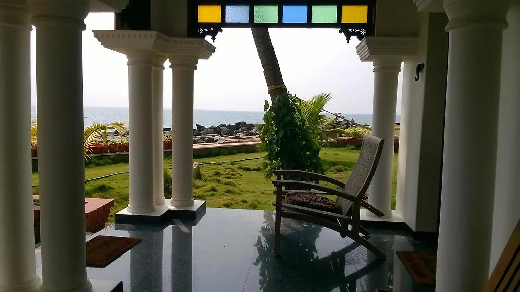 Palm Tree Bungalow Hotel Varkala