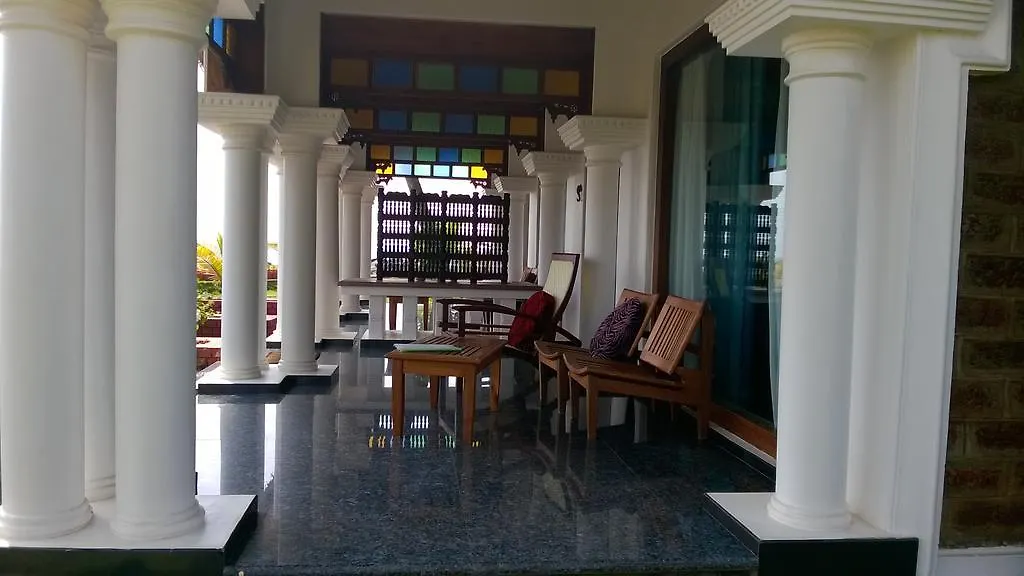Resort Palm Tree Bungalow Hotel Varkala