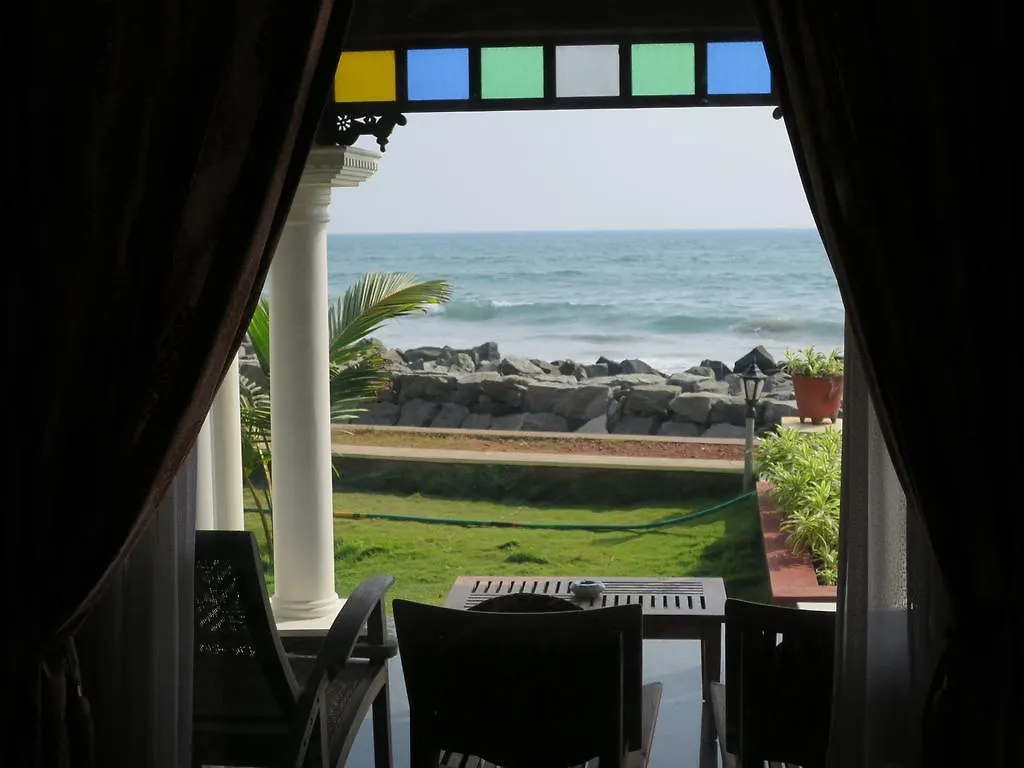 Resort Palm Tree Bungalow Hotel Varkala